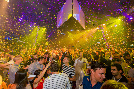 CIRCUS OF CRAZY atmosphere